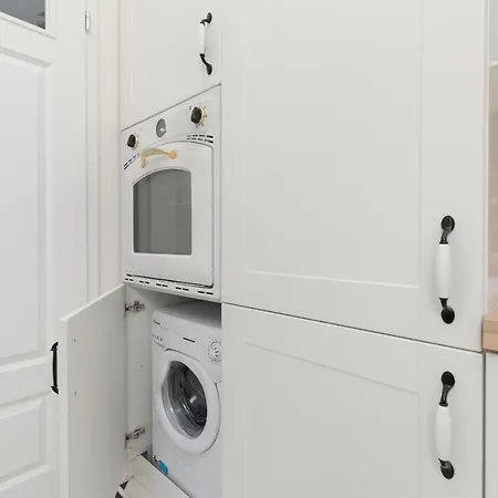 Апартаменты Warsaw Park View Comfortable By Renters Прушкув