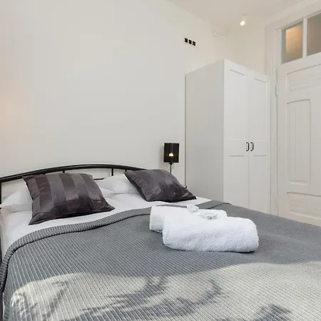 Апартаменты Warsaw Park View Comfortable By Renters *