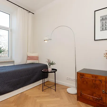 Warsaw Park View Comfortable By Renters Апартаменты Прушкув