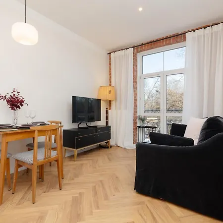 公寓 Warsaw Park View Comfortable By Renters *