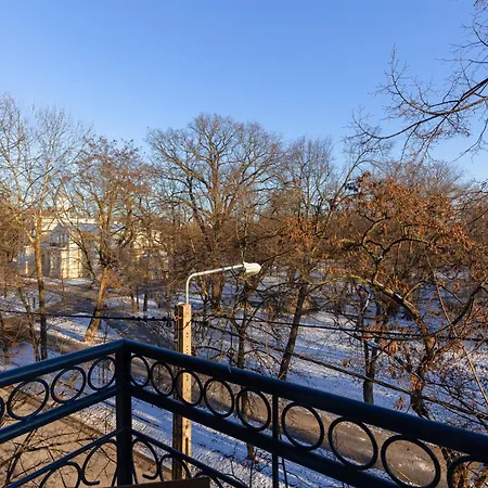 Warsaw Park View Comfortable By Renters Апартаменты *