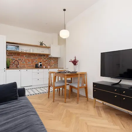 Warsaw Park View Comfortable By Renters Appartement *